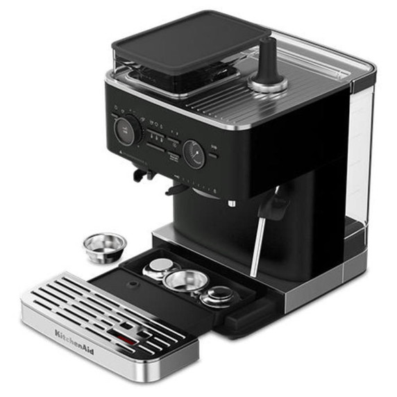 Couleur exclusivement à KitchenAid.ca - Machine à espresso semi-automatique avec moulin à meule KES6551BK