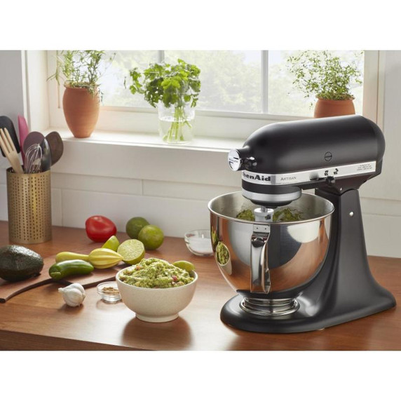 Kitchenaid® Batteur sur socle Artisan® à tête inclinable de 5 pintes KSM150PSBM