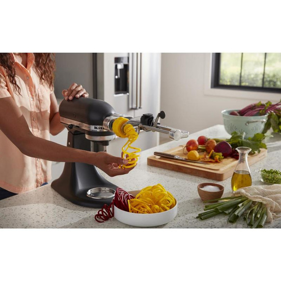 Kitchenaid® Batteur sur socle Artisan® à tête inclinable de 5 pintes KSM150PSBM