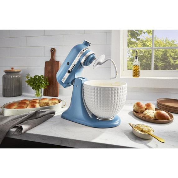 Batteur sur socle à tête inclinable Artisan® KitchenAid® de 5 pintes KSM150PSVB