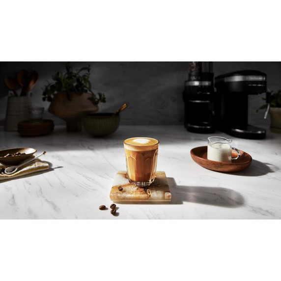 Kitchenaid® Machine à espresso semi-automatique KES6403BM