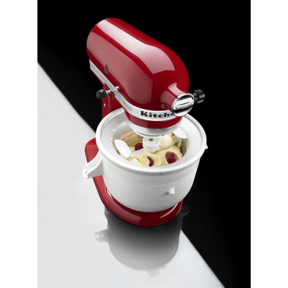 Batteur sur socle à tête inclinable KitchenAid de 4.7 L (5 pintes) de la série Artisan KSM150PSER