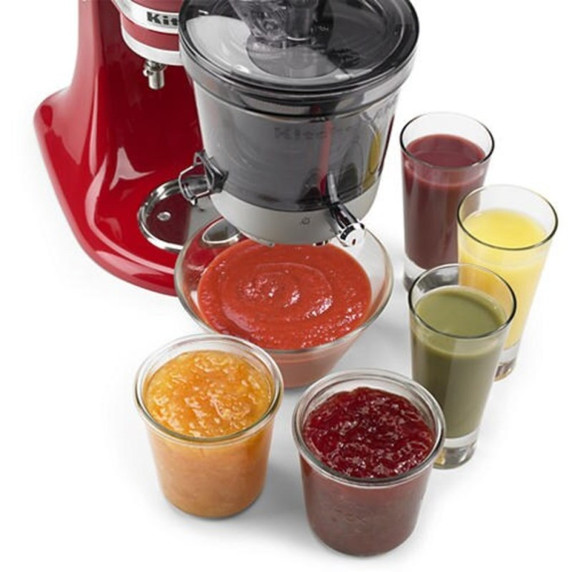 Batteur sur socle à tête inclinable KitchenAid de 4.7 L (5 pintes) de la série Artisan KSM150PSER