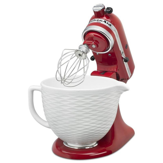 Batteur sur socle à tête inclinable KitchenAid de 4.7 L (5 pintes) de la série Artisan KSM150PSER