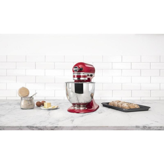 Batteur sur socle à tête inclinable KitchenAid de 4.7 L (5 pintes) de la série Artisan KSM150PSER