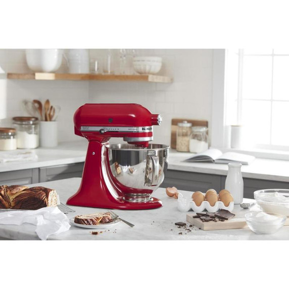 Batteur sur socle à tête inclinable KitchenAid de 4.7 L (5 pintes) de la série Artisan KSM150PSER