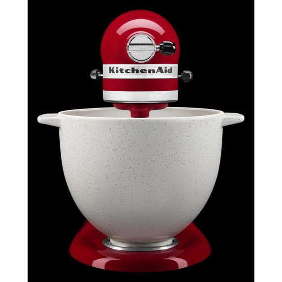Batteur sur socle à tête inclinable KitchenAid de 4.7 L (5 pintes) de la série Artisan KSM150PSER