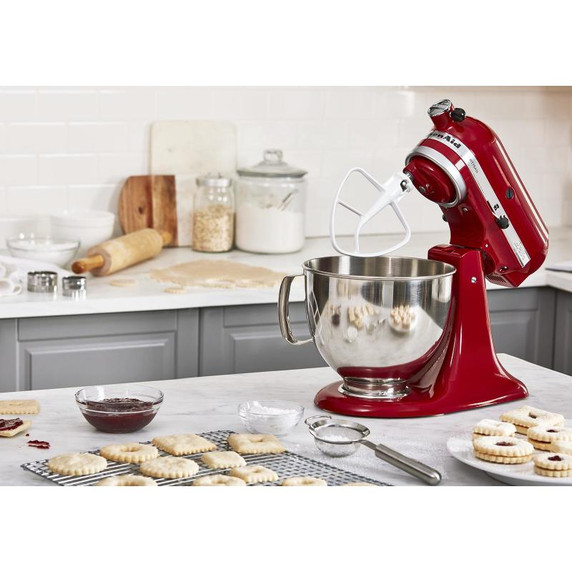 Batteur sur socle à tête inclinable KitchenAid de 4.7 L (5 pintes) de la série Artisan KSM150PSER