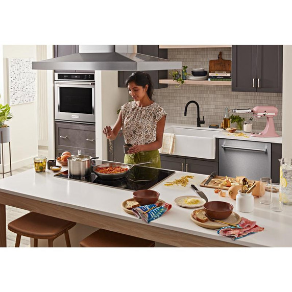 Batteur sur socle à tête inclinable Artisan® KitchenAid® de 5 pintes KSM150PSDR