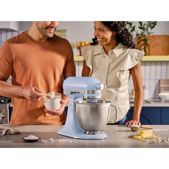 Kitchenaid® Batteur sur socle de la couleur de l’année 2024 Sel bleu KSM195PSOA