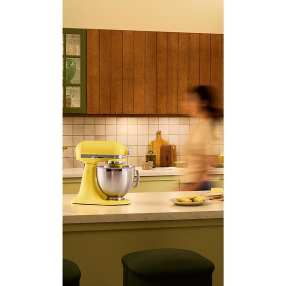 Kitchenaid® Batteur sur socle de la couleur de l’année 2025 Beurre KSM195PSBT