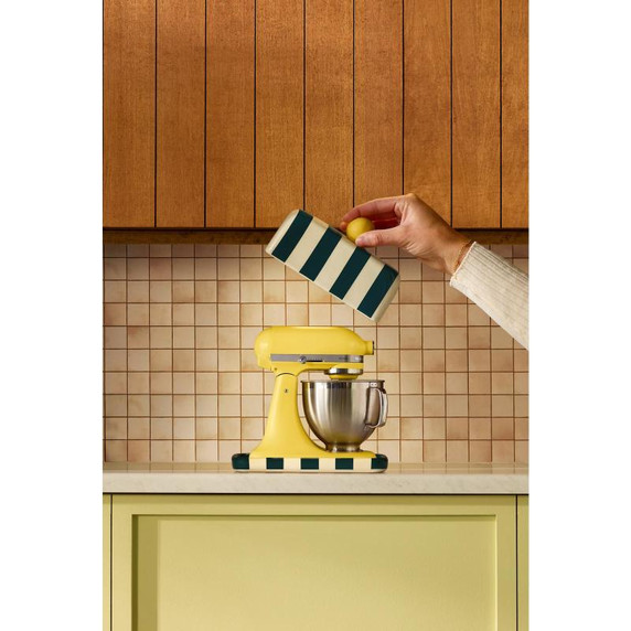 Kitchenaid® Batteur sur socle de la couleur de l’année 2025 Beurre KSM195PSBT