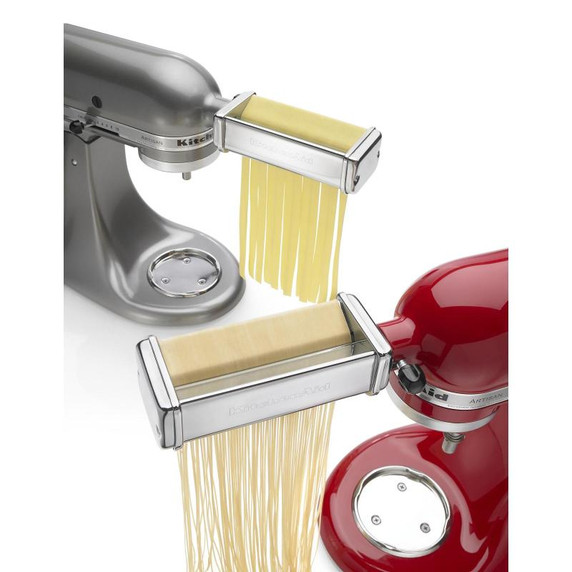Batteur sur socle à tête  inclinable de la série Artisan KitchenAid, 5 pintes KSM150PSCU