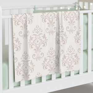 Elegant Baby Swaddle Blanket - Soft Floral Design for Newborns Elegant Baby Swaddle Blanket - Soft Floral Design for Newborns