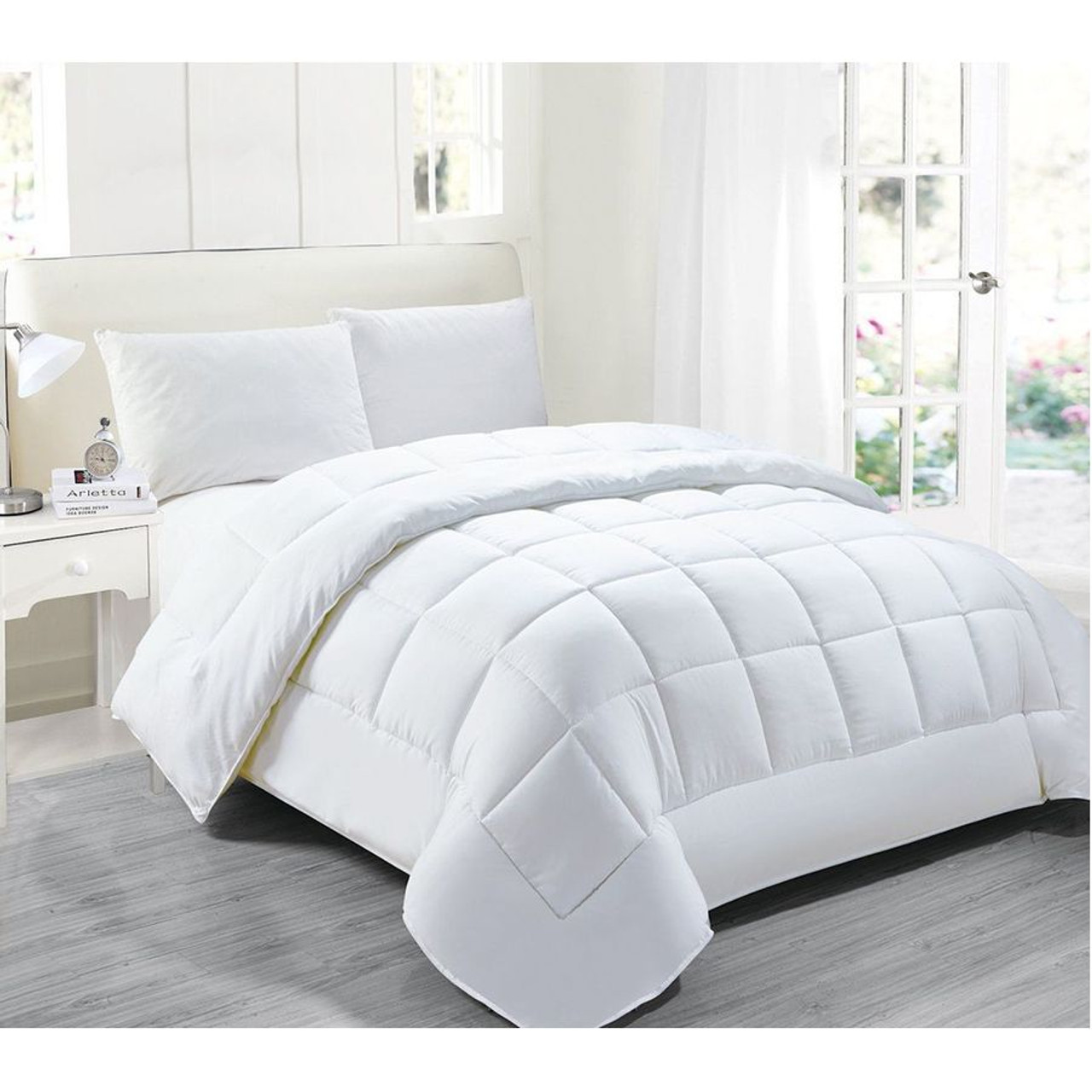 Down Alternative Hypoallergenic Comforter White Color