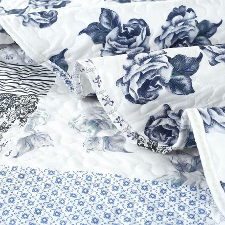 3 Pc Quilt Bedspread Coverlet Blue And White Floral Patchwork Design Legacy Decor