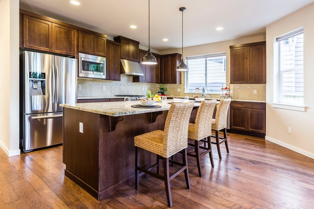 Kitchen Stools and Dining Chairs: Home Design Options