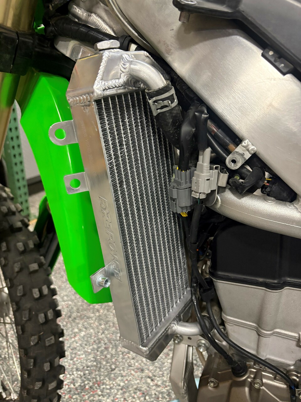 FIRE POWER RADIATOR LEFT KAWASAKI TRS-R-140L