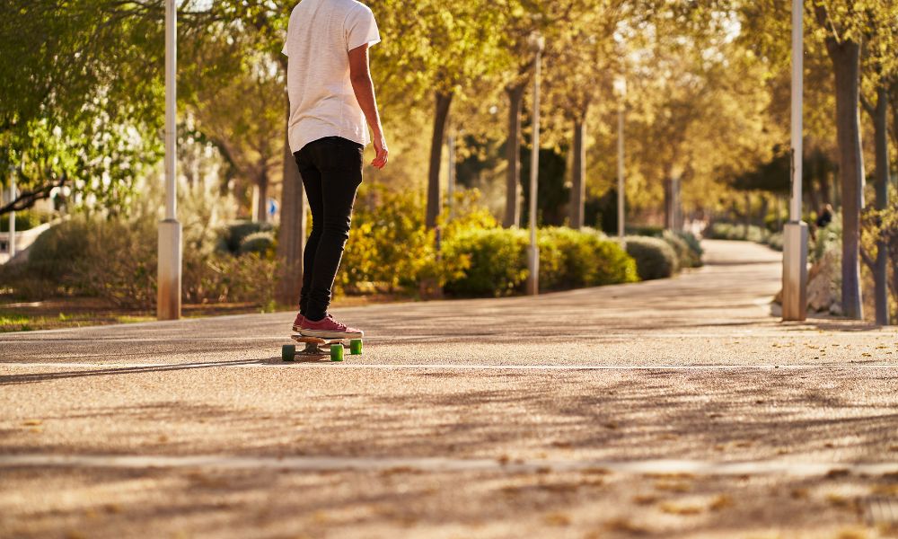 8 Easy Pintail Tricks for Beginner Longboard Riders