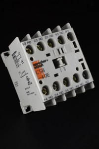 CS8-40E-120 – Miniature Control Relay 4NO with 120VAC coil Only 45mm wide CS8-40E-120 – Miniature Control Relay 4NO with 120VAC coil Only 45mm wide