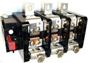 CR324E660F – O/L relay 300 line 3 pole size 3