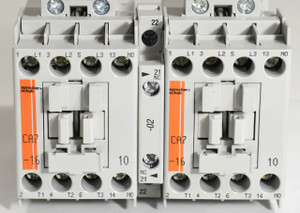 CAU7-16-22-220W – Reversing contactor w/main amperage and voltage of 16amp and 200-240V-AC coil respectively Total 2NO/2NC auxiliaries CAU7-16-22-220W – Reversing contactor w/main amperage and voltage of 16amp and 200-240V-AC coil respectively Total 2NO/2NC auxiliaries