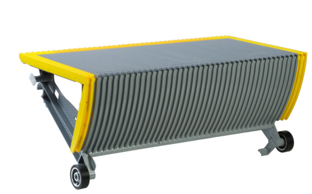 SCS468549 – Step, Silver, 1000mm with K Ed