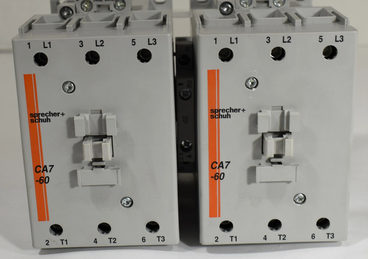 Reversing contactor w/main amperage and (CAU7-60-02-220W)
