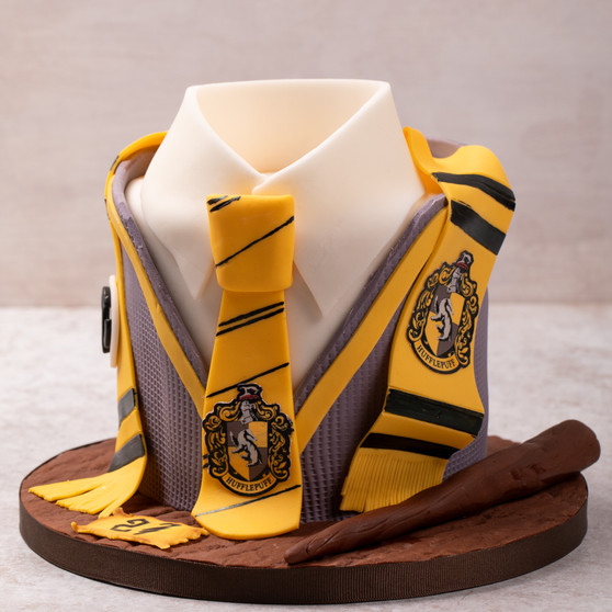 Hufflepuff Harry Potter Cake