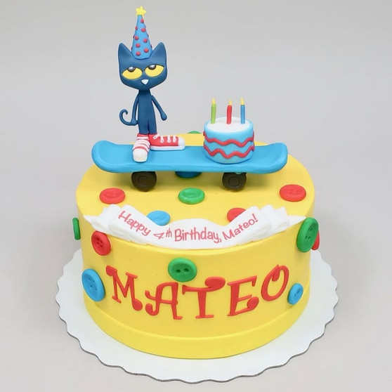 Pete the Cat Cake
