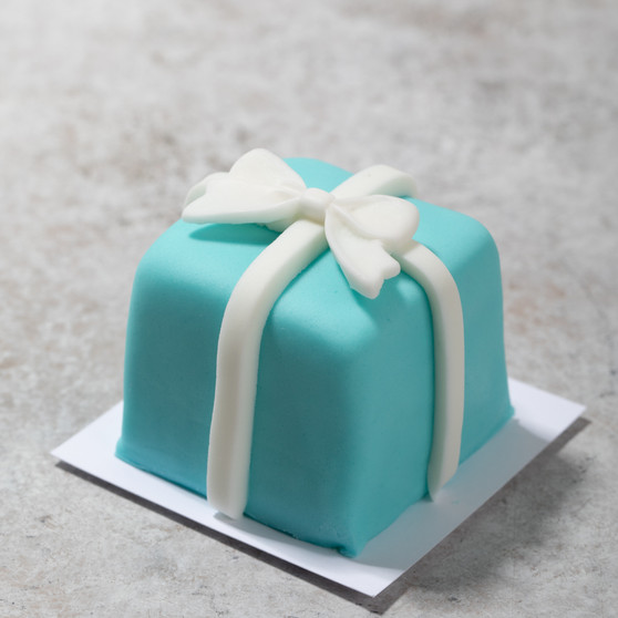 Tiffany Mini Cakes