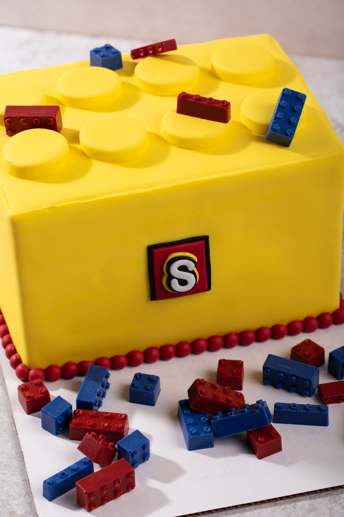 lego-brick-cake