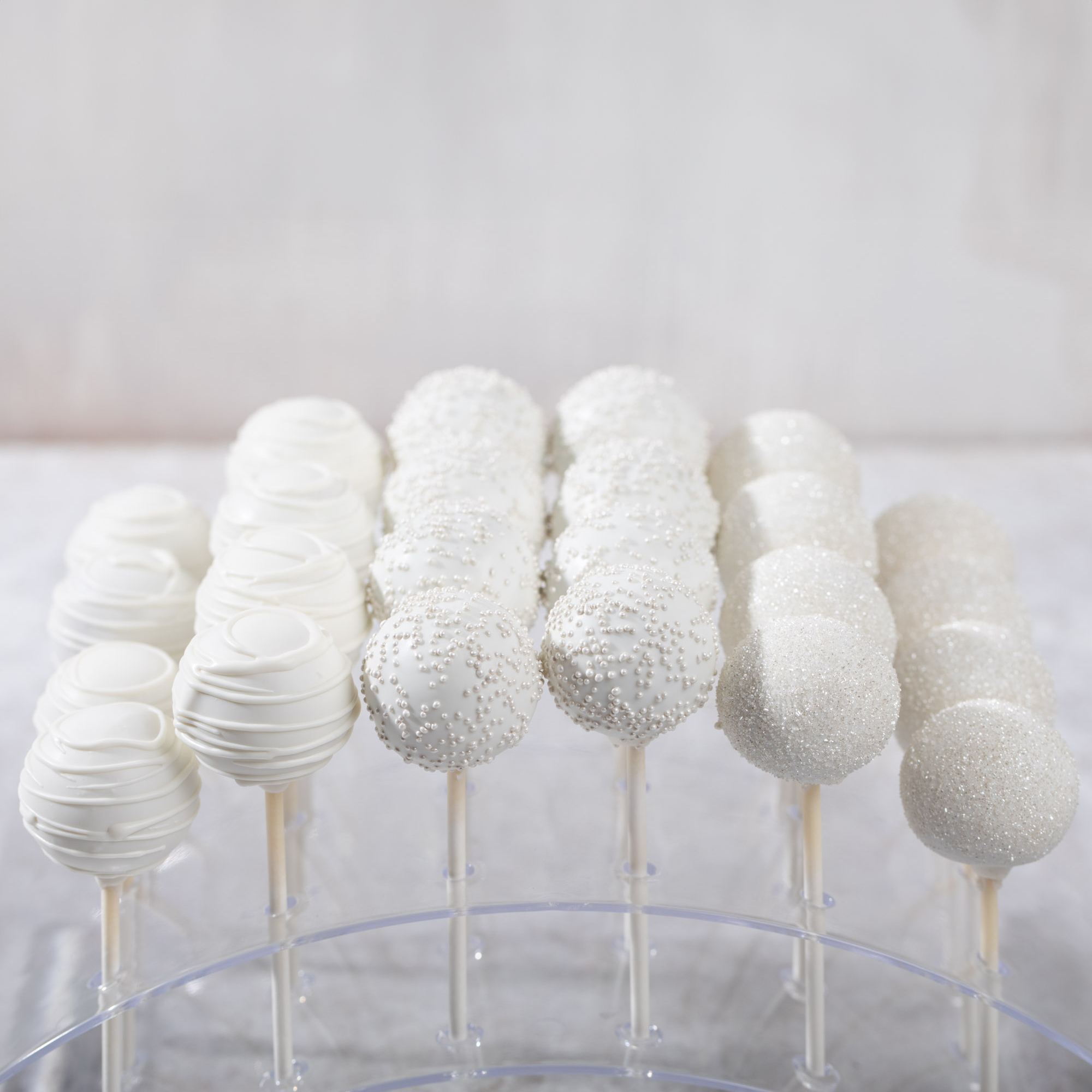 Simple Cake Pops simple-cake-pops