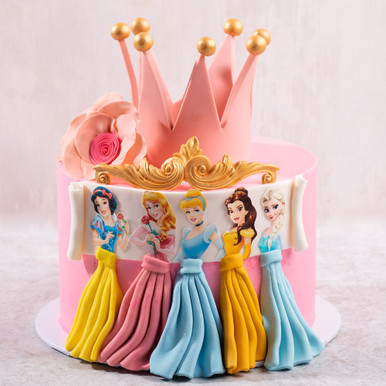 Disney Princess cake. Feed 15 people. – Chefjhoanes