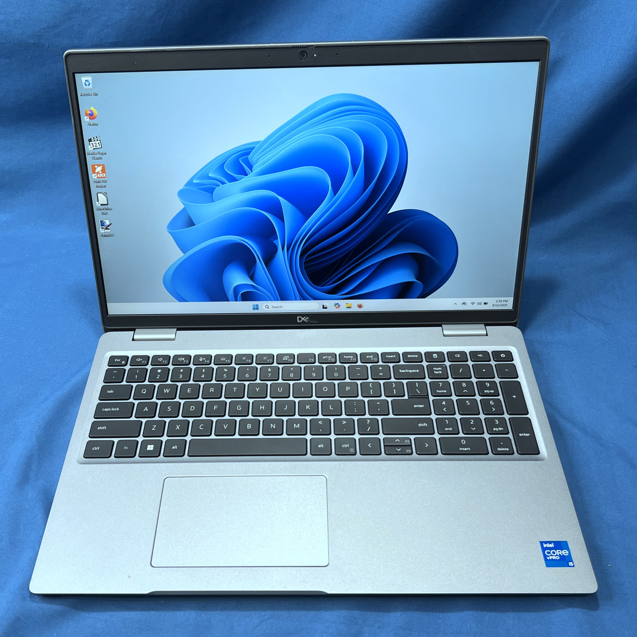 DELL 5520/ i5-1145G7+16G+Nvme1TB① Amazon.com: Dell Latitude 5520 Laptop PC 15