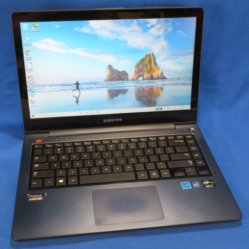 Laptop - Samsung NP540U4E - i5-3337U