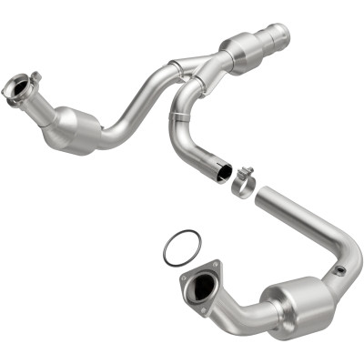 Magnaflow 11-14 Escalade 6.2 Underbody Direct Fit Converter - 52616 Photo - Primary