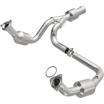 Magnaflow 11-15 GMC Yukon 6.2L Direct Fit Converter - 5582616 Photo - Primary