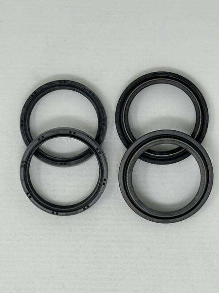 KYB 05+ KTM/ GasGas/ Husqvarna/ Sherco Front Fork Oil and Dust Seal Set 48 mm. - 117774800101