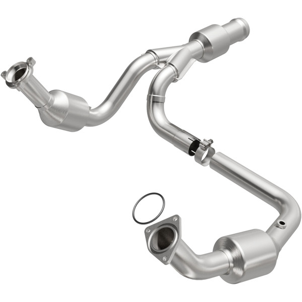 Magnaflow 11-15 GMC Yukon 6.2L Direct Fit Converter - 5582616