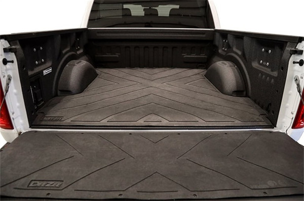Deezee 07-18 Chevrolet Silverado Heavyweight Bed Mat - Custom Fit 6 1/2Ft Bed (X Pattern) - DZ76973