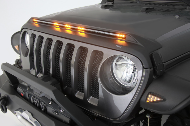 AVS fits  2018-2019 Jeep Wrangler (JL) Aeroskin Low Profile Hood Shield w/ Lights - Black - 753156