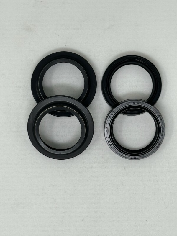KYB 95+ Kawasaki KX85/ 2001 KX80/ 02+ Yamaha YZ65-85 Front Fork Oil and Dust Seal Set 36 mm. - 117773600101