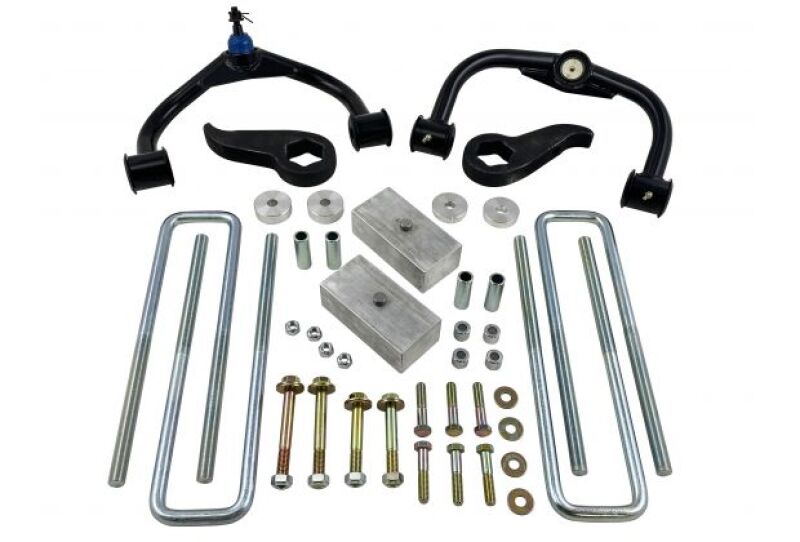 Tuff Country 20-23 GM 2500/3500 HD 4X4 & 2WD 3in Lift Kit with Rear Shock Extension Brackets - 13015