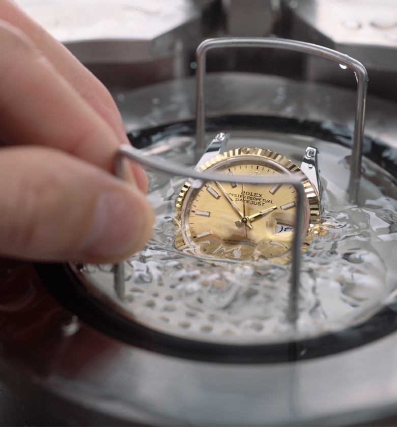 rolex servicing procedure