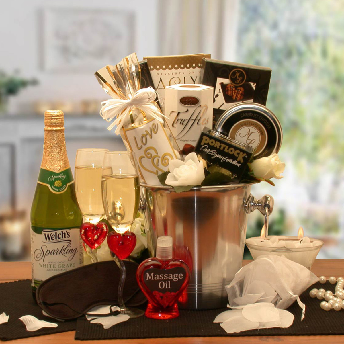 The Anatomy of the Perfect Couple's Gift Basket
