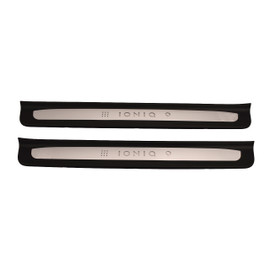 2026-2027 Hyundai IONIQ 9 Illuminated Door Sill Plates