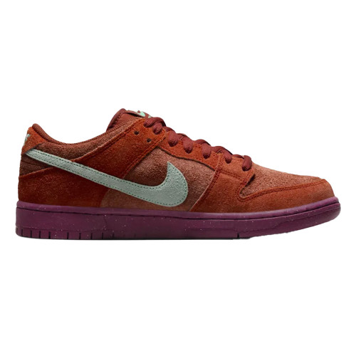 NIKE SB Dunk Low Pro Premium Shoes Mystic Red/Emerald Rise