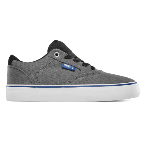 etnies kids shoes