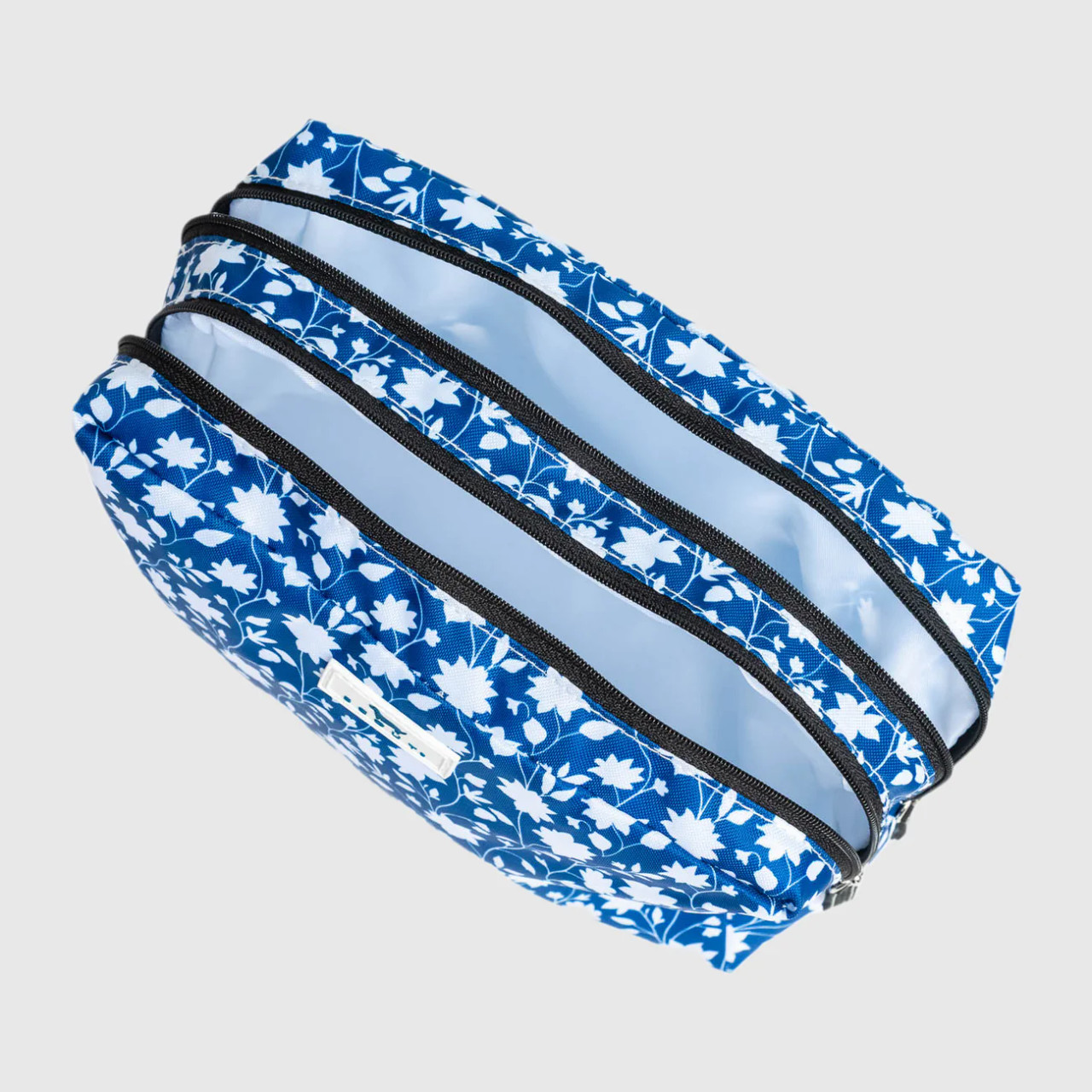 Scout 2 Way Toiletry Bag in Bloom Service SP26 - Breeze